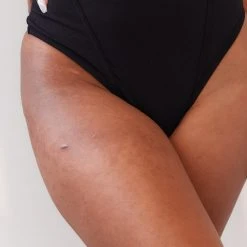 Lounge Underwear Bamboo Basic Thong - Black String Und Slip