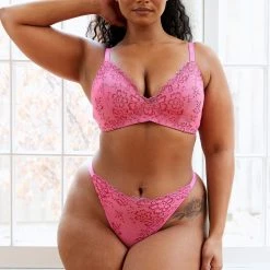 Lounge Underwear Sustainable Lace Magic Bra (Set) - Hot Pink