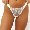 Lounge Underwear Embroidered Triangle Thong (Set) - White BH Ohne Bügel Sets 1 Lounge Underwear Embroidered Triangle Thong (Set) - White BH Ohne Bügel Sets