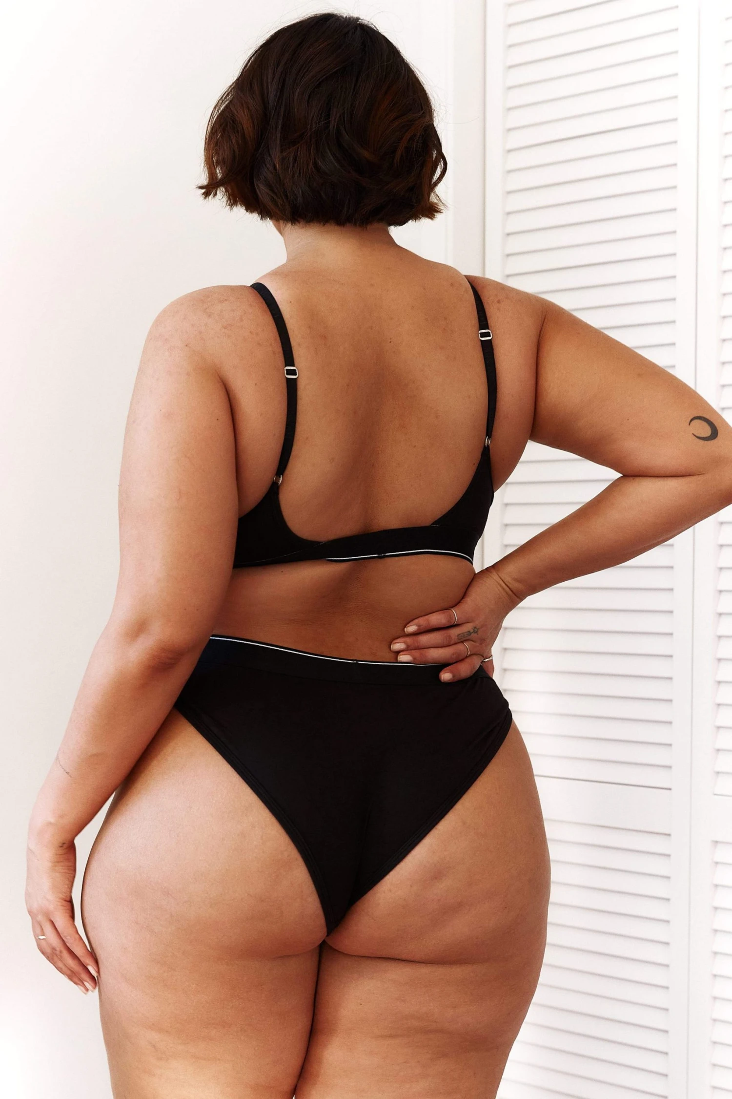 Lounge Underwear Bamboo Minimal Triangle Bra (Set) - Black BH Ohne Bügel Sets 16 Lounge Underwear Bamboo Minimal Triangle Bra (Set) - Black BH Ohne Bügel Sets