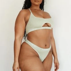 Lounge Underwear Seamless Bra (Set) - Olive 24 Lounge Underwear Seamless Bra (Set) - Olive