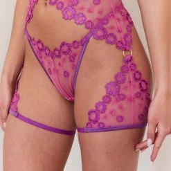 Lounge Underwear Roxanne Intimates Thong & Suspender Belt (Set) - Violet Neuheiten