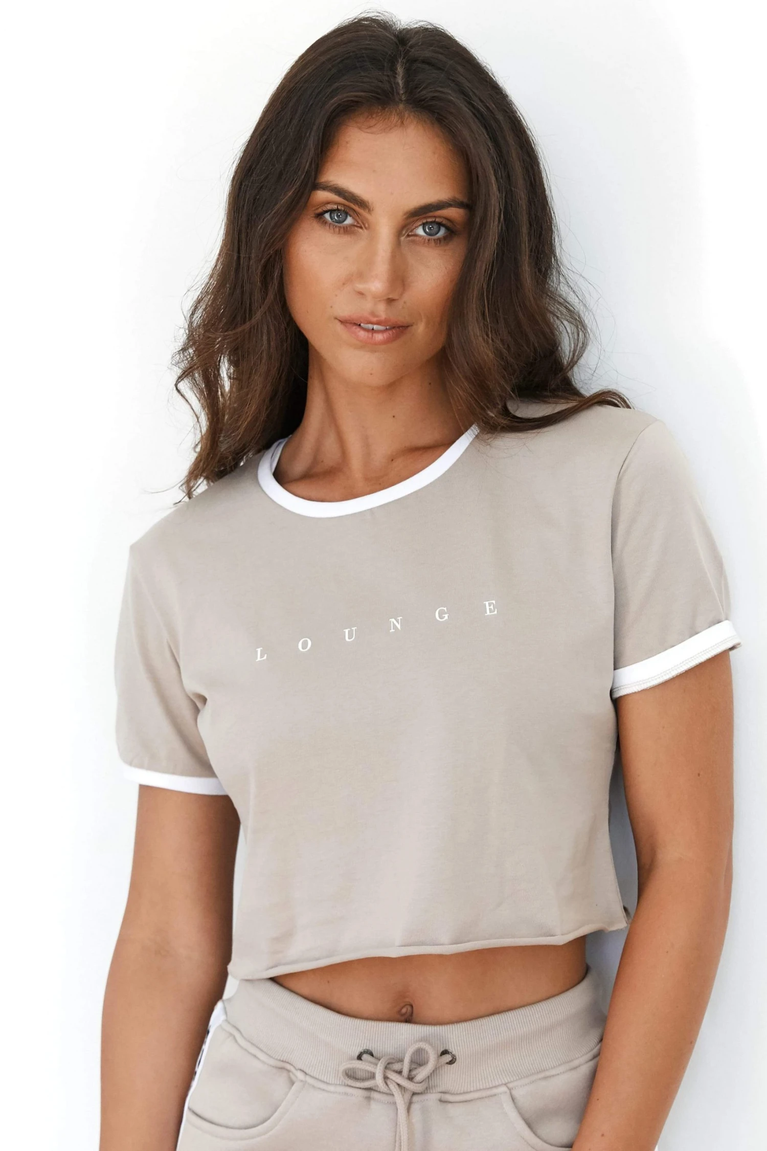 Lounge Underwear Cropped T-Shirt - Mink Tops Und Hoodys 3 Lounge Underwear Cropped T-Shirt - Mink Tops Und Hoodys
