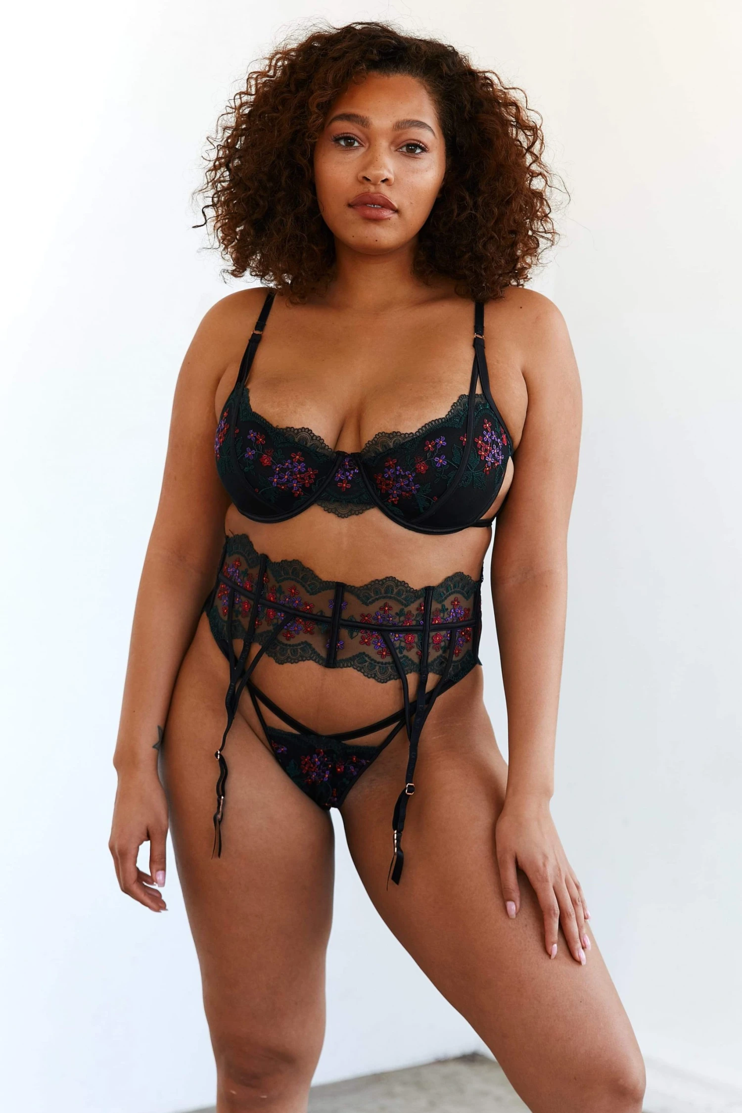 Lounge Underwear Bella Intimates Bra (Set) - Black 7 Lounge Underwear Bella Intimates Bra (Set) - Black