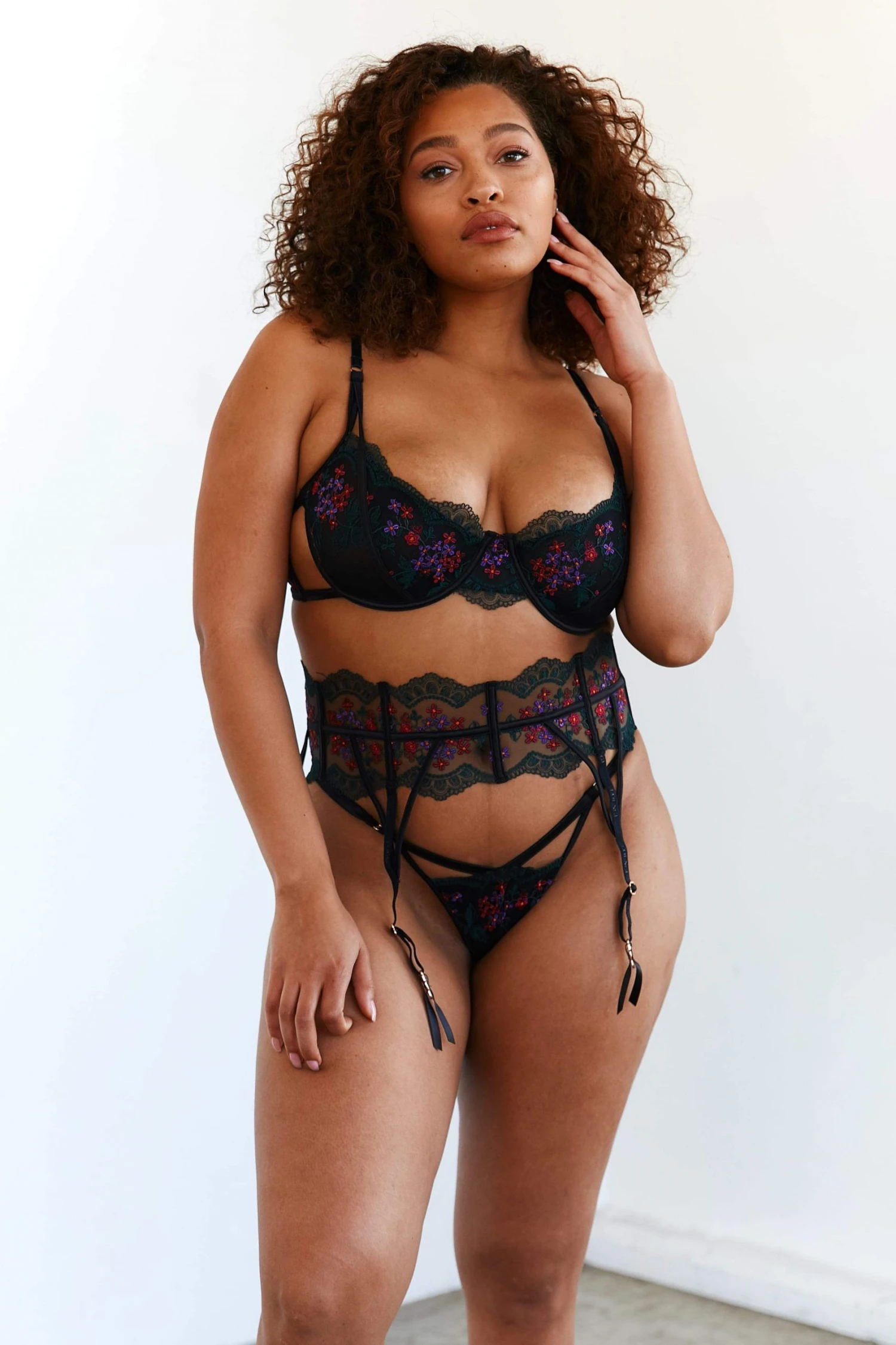 Lounge Underwear Bella Intimates Bra (Set) - Black 10 Lounge Underwear Bella Intimates Bra (Set) - Black