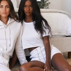 Lounge Underwear Tops Und Hoodys Cropped T-Shirt - Cream 11 Lounge Underwear Tops Und Hoodys Cropped T-Shirt - Cream